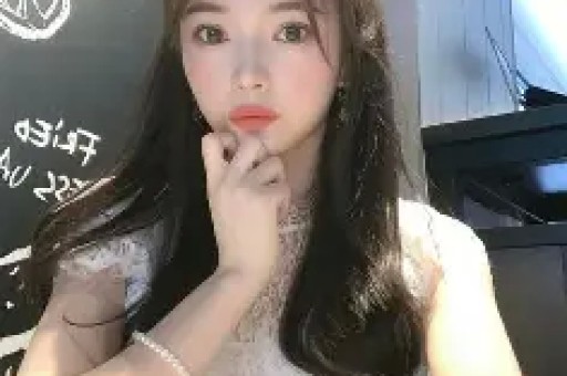 男演员官宣结婚当日被曝劈腿前女友控诉13年恋爱8年出轨