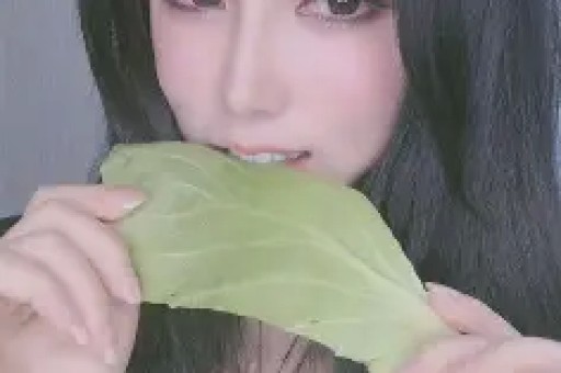 薛小婉回应骂任权前女友 网红圈的永恒剧本