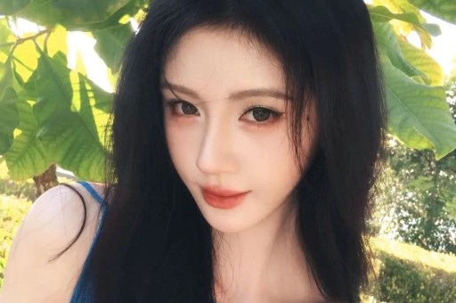 三山凌辉被曝出轨后毫不遮掩亲密姿态